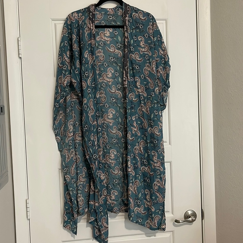 Loft Kimono